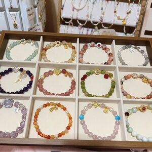 （02-04)Handmade bracelets for live show🖤